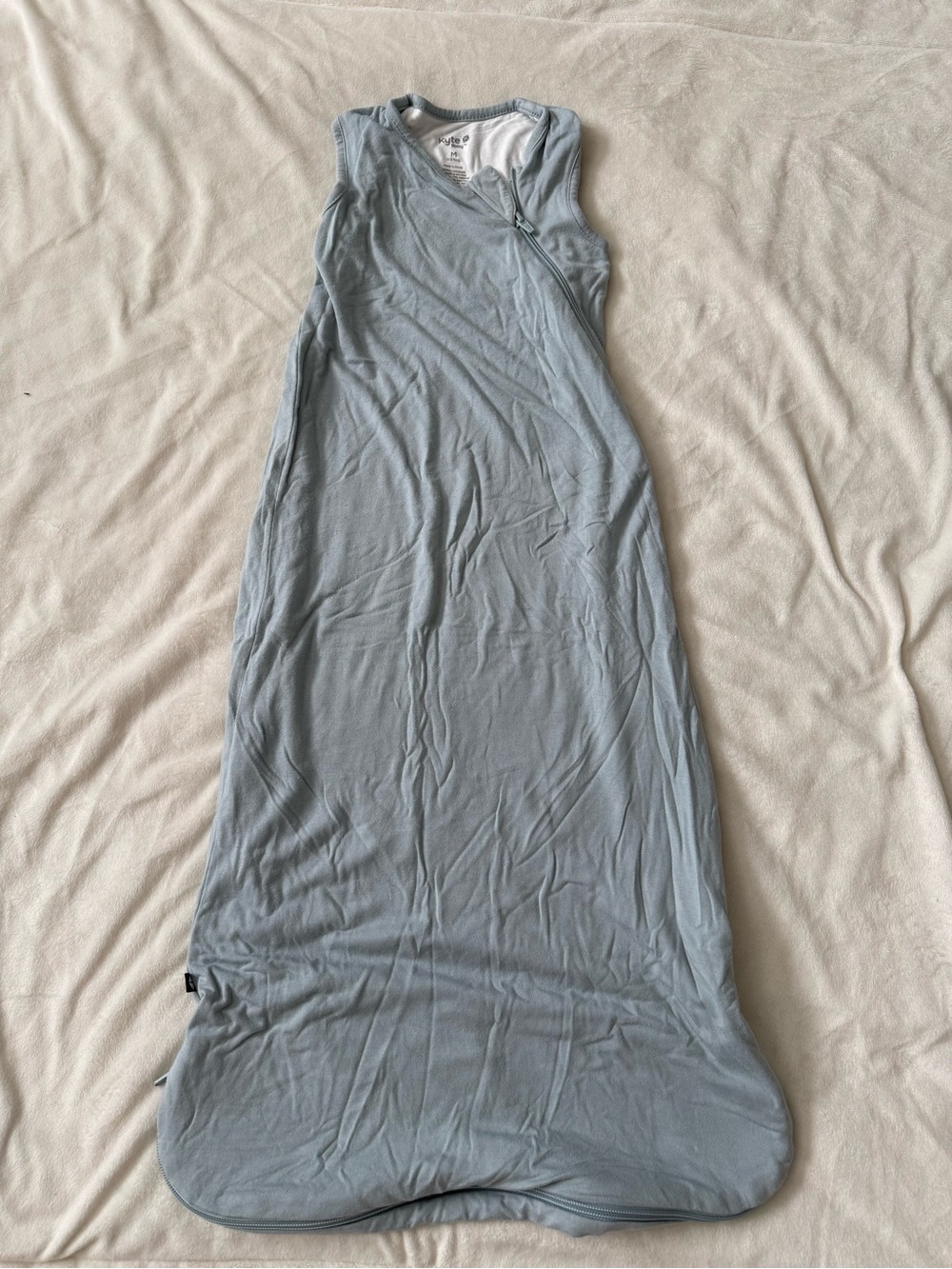 kyte Baby  Lightweight grey Sleep Sack - Sleeveless Baby Wearable Blanket